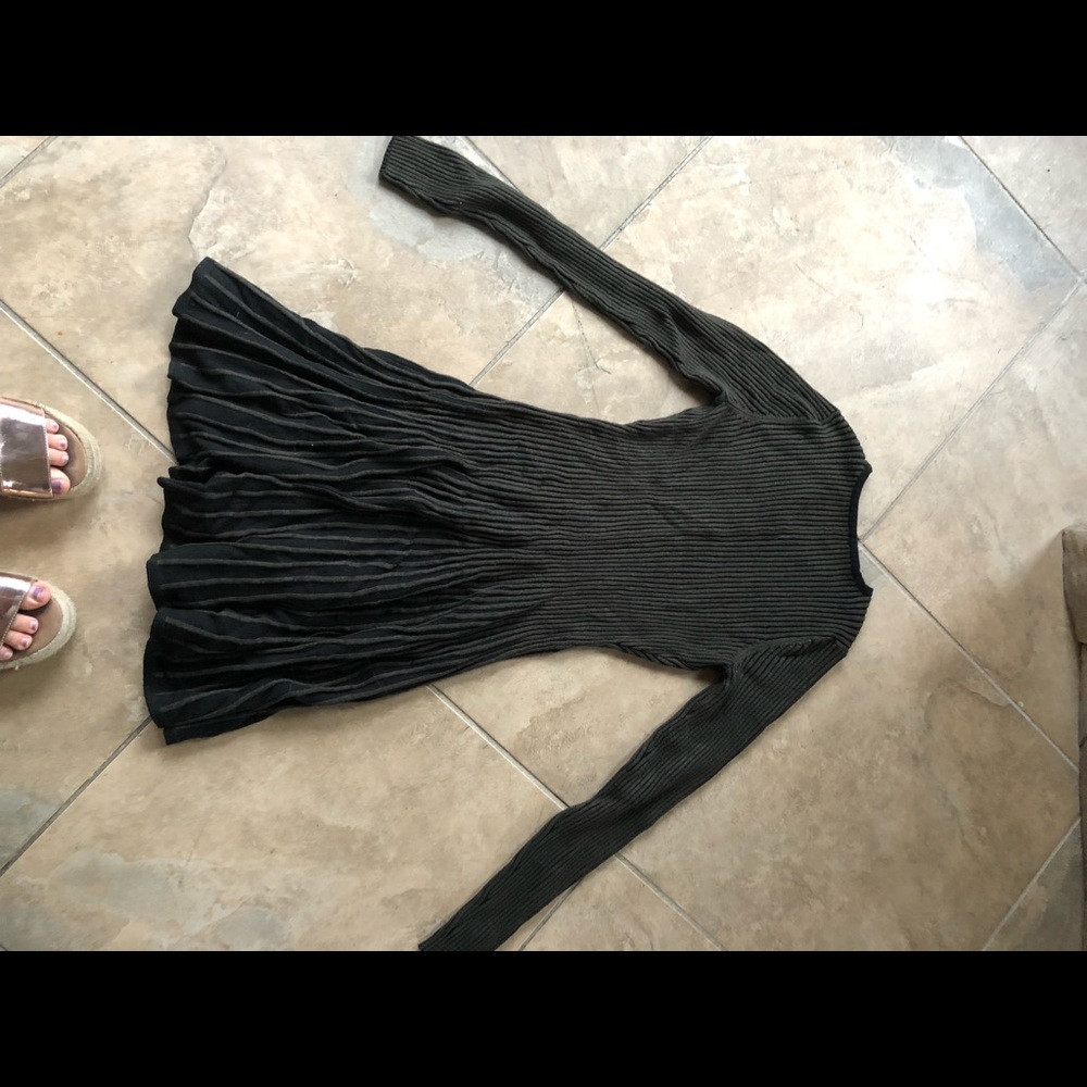 EXPRESS DRESS - Picture 4 of 5